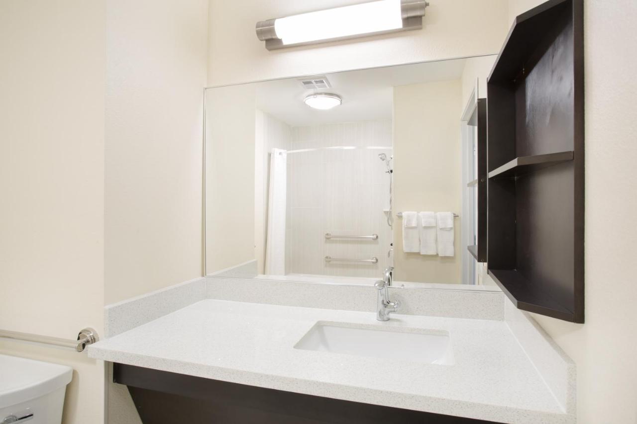 Candlewood Suites Longmont - Boulder Area By Ihg Exterior photo