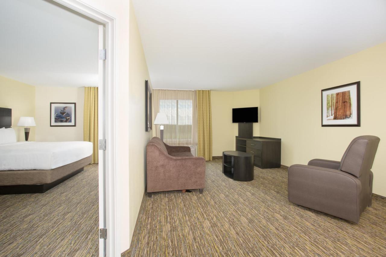 Candlewood Suites Longmont - Boulder Area By Ihg Exterior photo