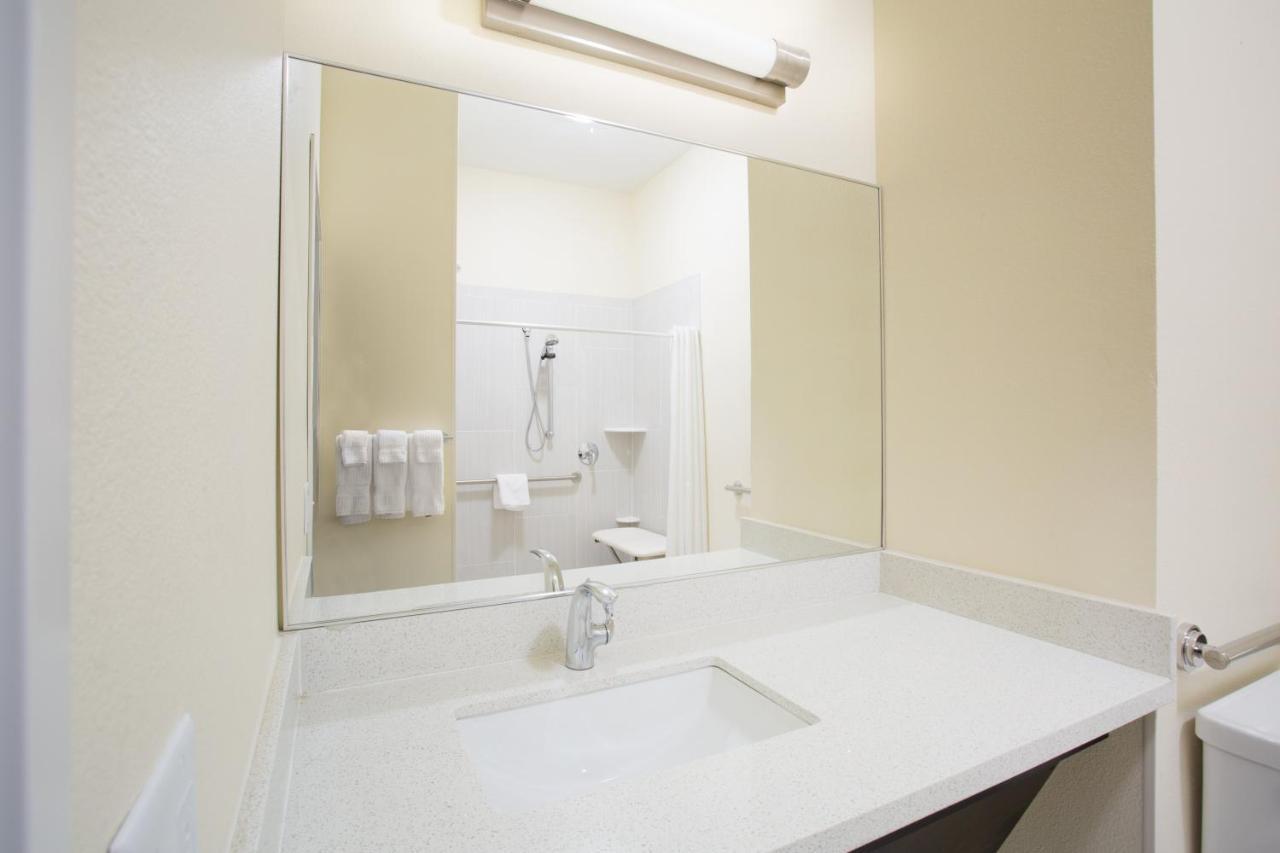 Candlewood Suites Longmont - Boulder Area By Ihg Exterior photo