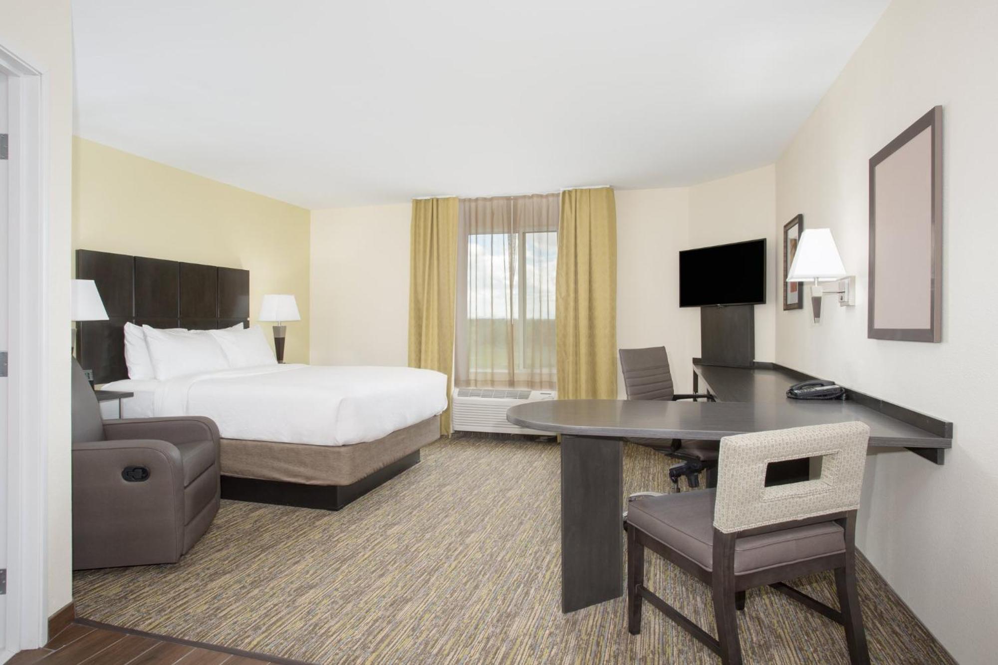 Candlewood Suites Longmont - Boulder Area By Ihg Exterior photo