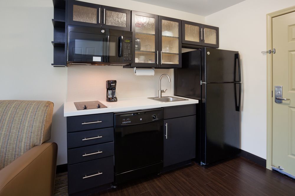 Candlewood Suites Longmont - Boulder Area By Ihg Exterior photo