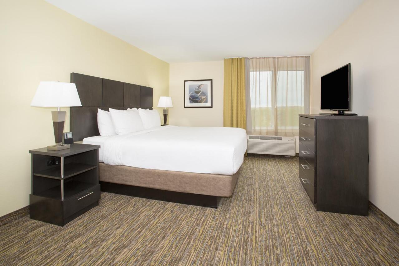 Candlewood Suites Longmont - Boulder Area By Ihg Exterior photo